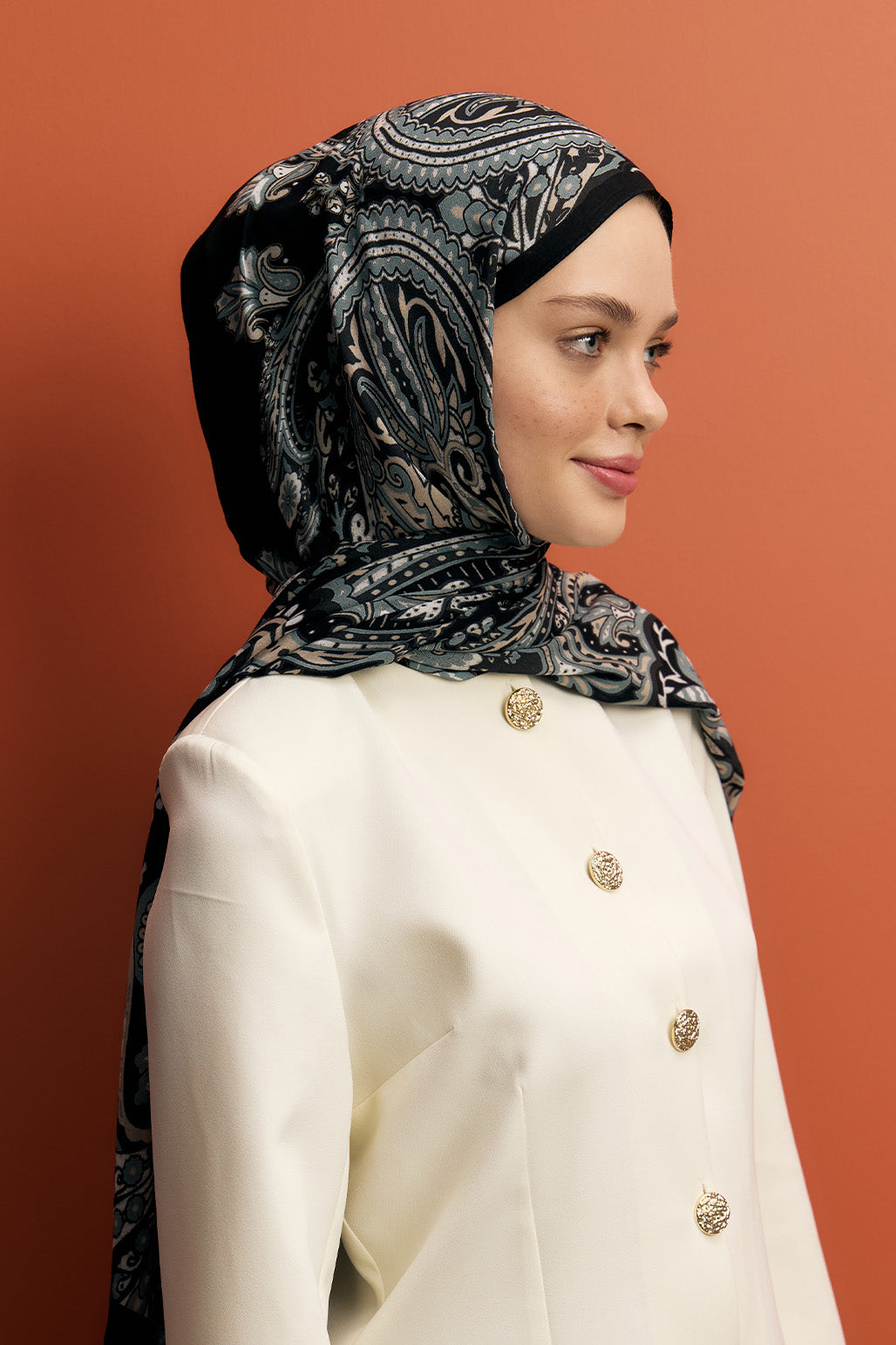 Desenli İpek Viskon Şal Siyah