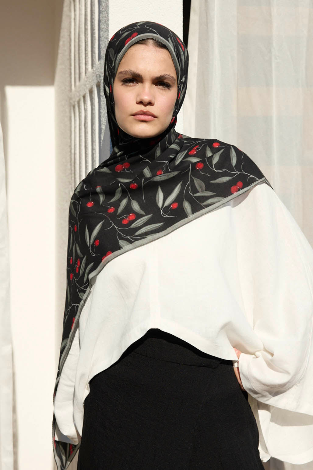 Deluxe Desenli Şal Red Berries