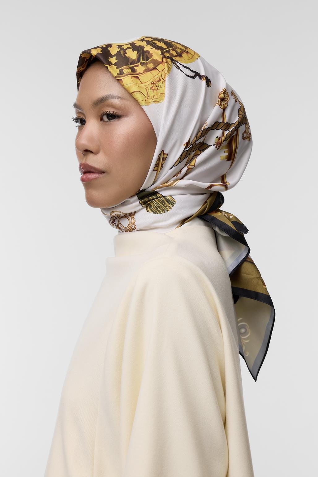 Desenli Twill İpek Eşarp Nadine