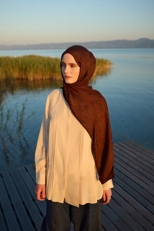 İpek Jakar Monogram Şal Acı Kahve