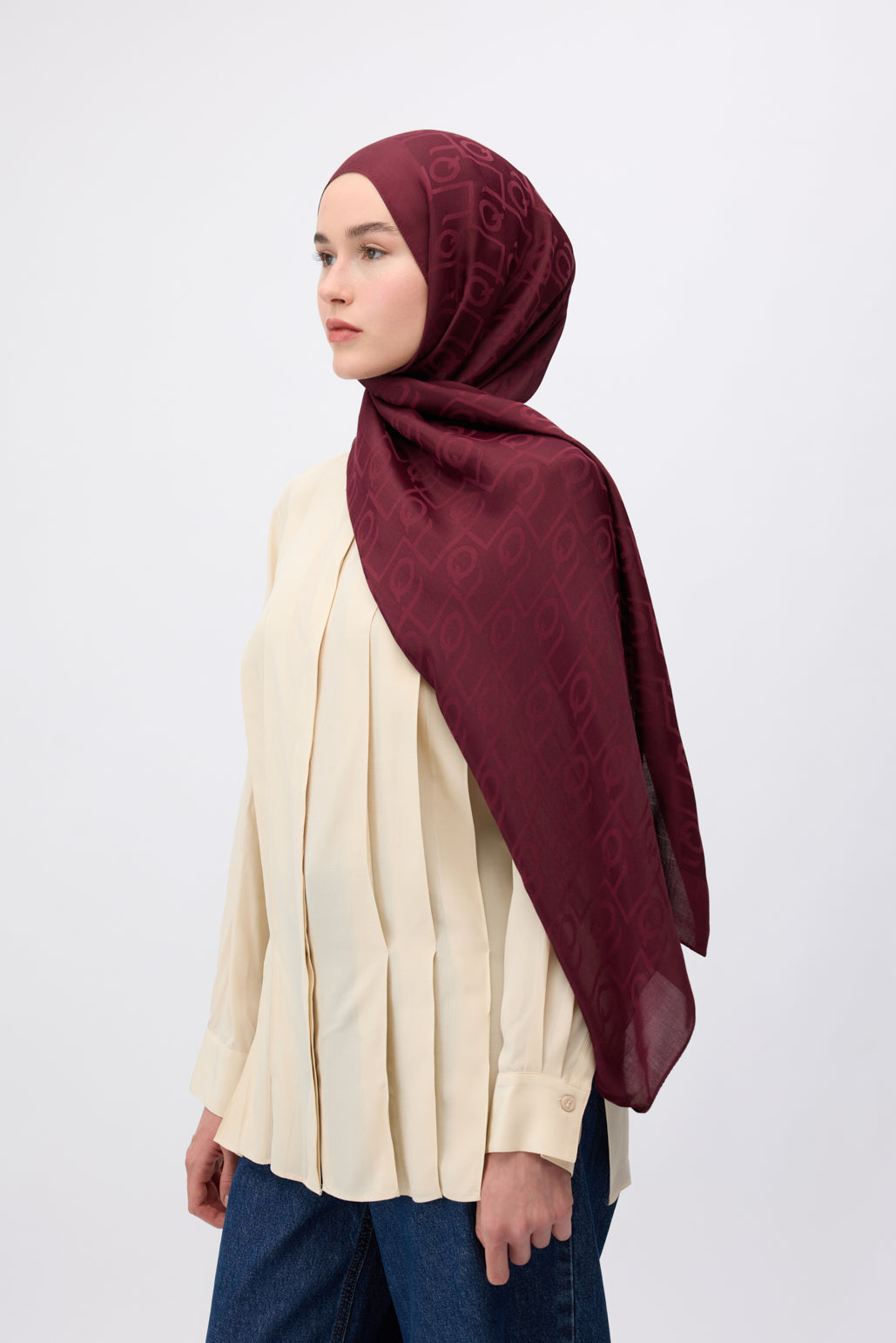 Bordo İpek Jakar Monogram Desen Şal