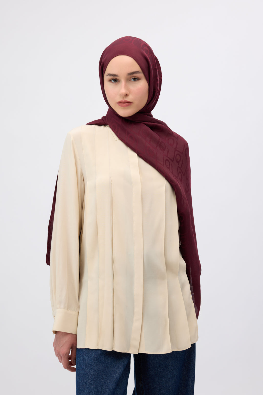 İpek Jakar Monogram Desen Şal Bordo Renk