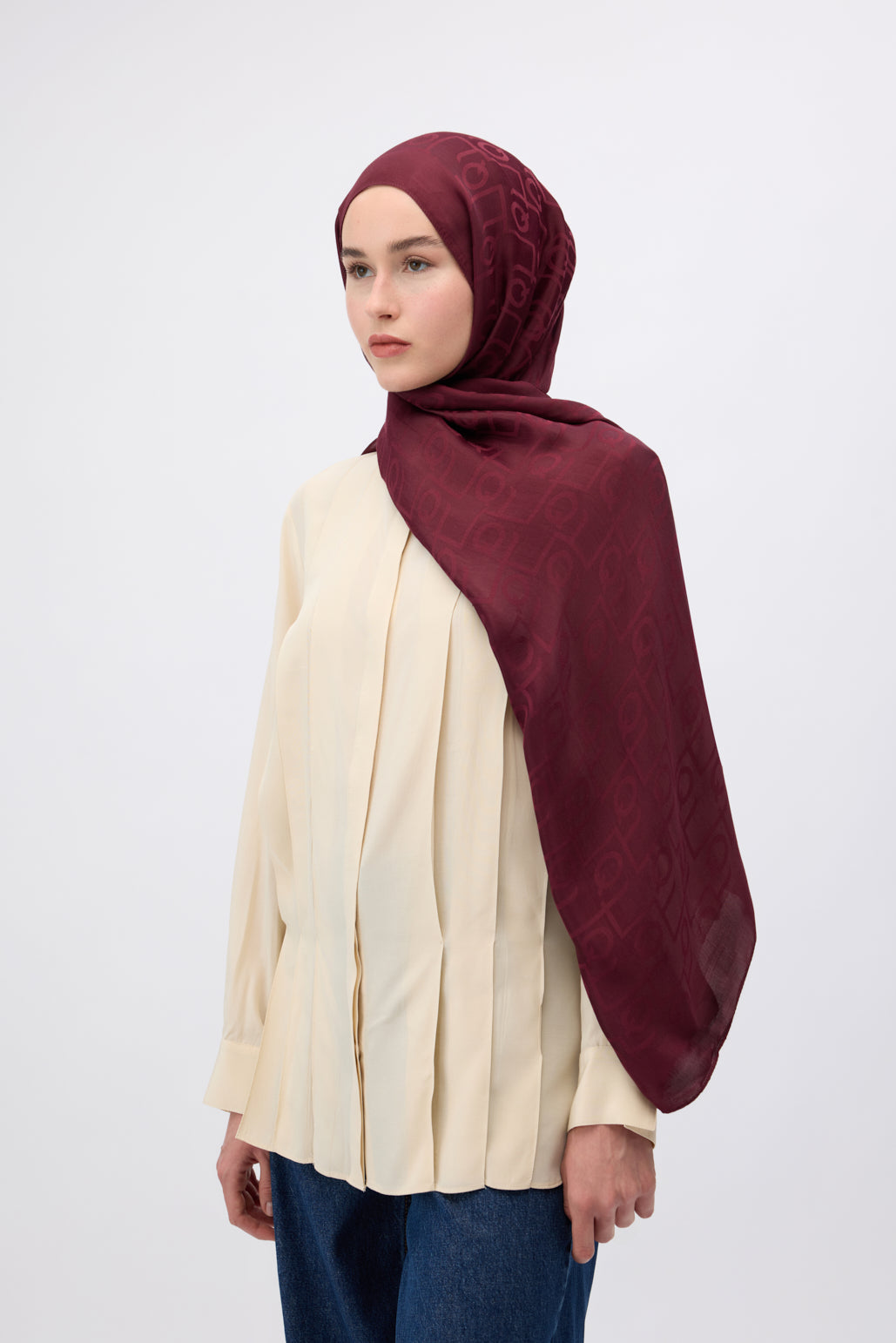 İpek Jakar Monogram Şal Bordo