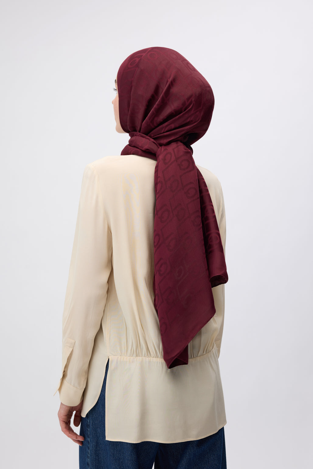 İpek Jakar Monogram Şal Bordo