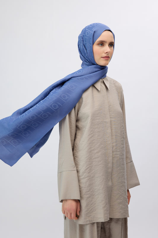 İpek Jakar Monogram Desen Şal İndigo Renk