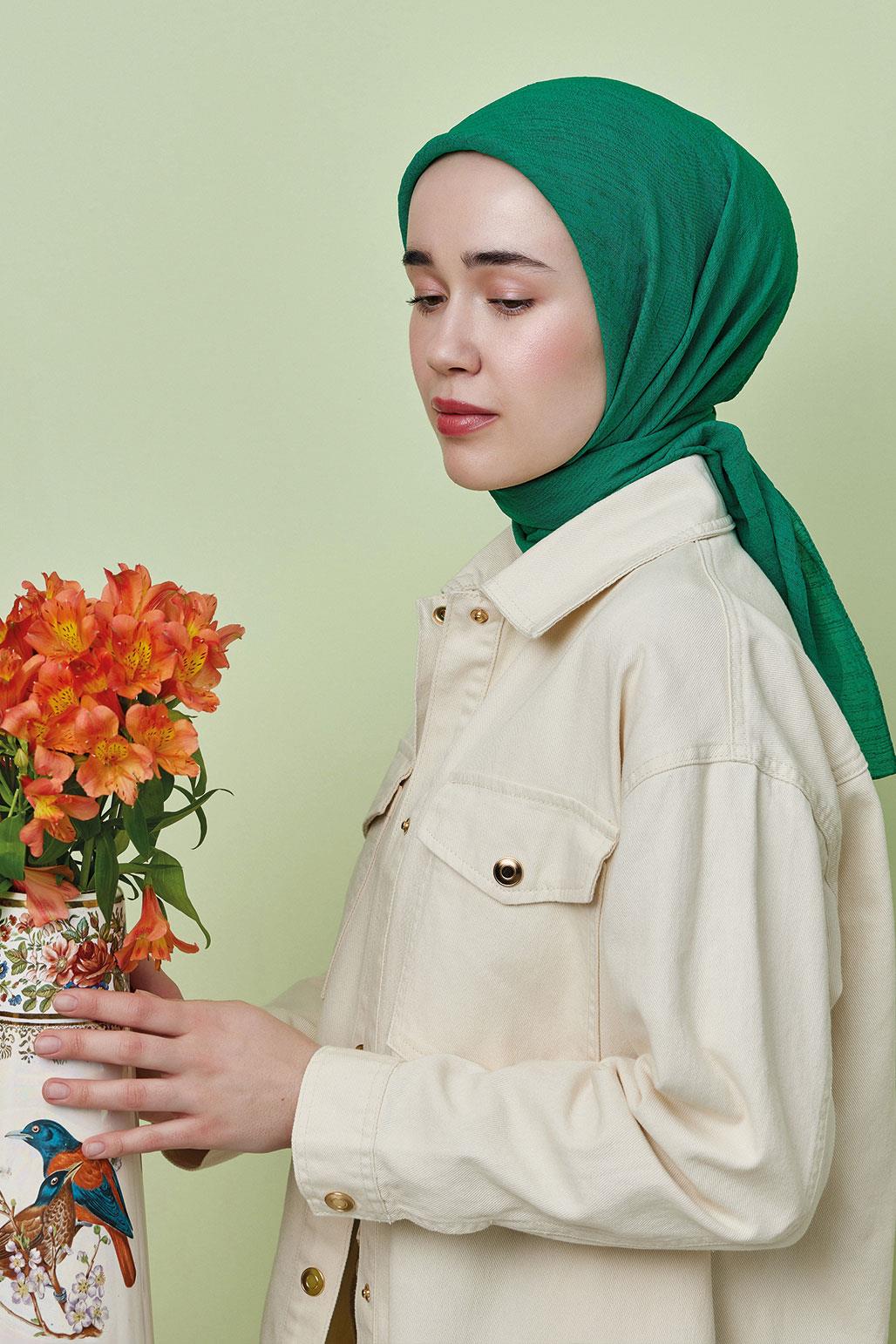 Light Touch Eşarp Benetton