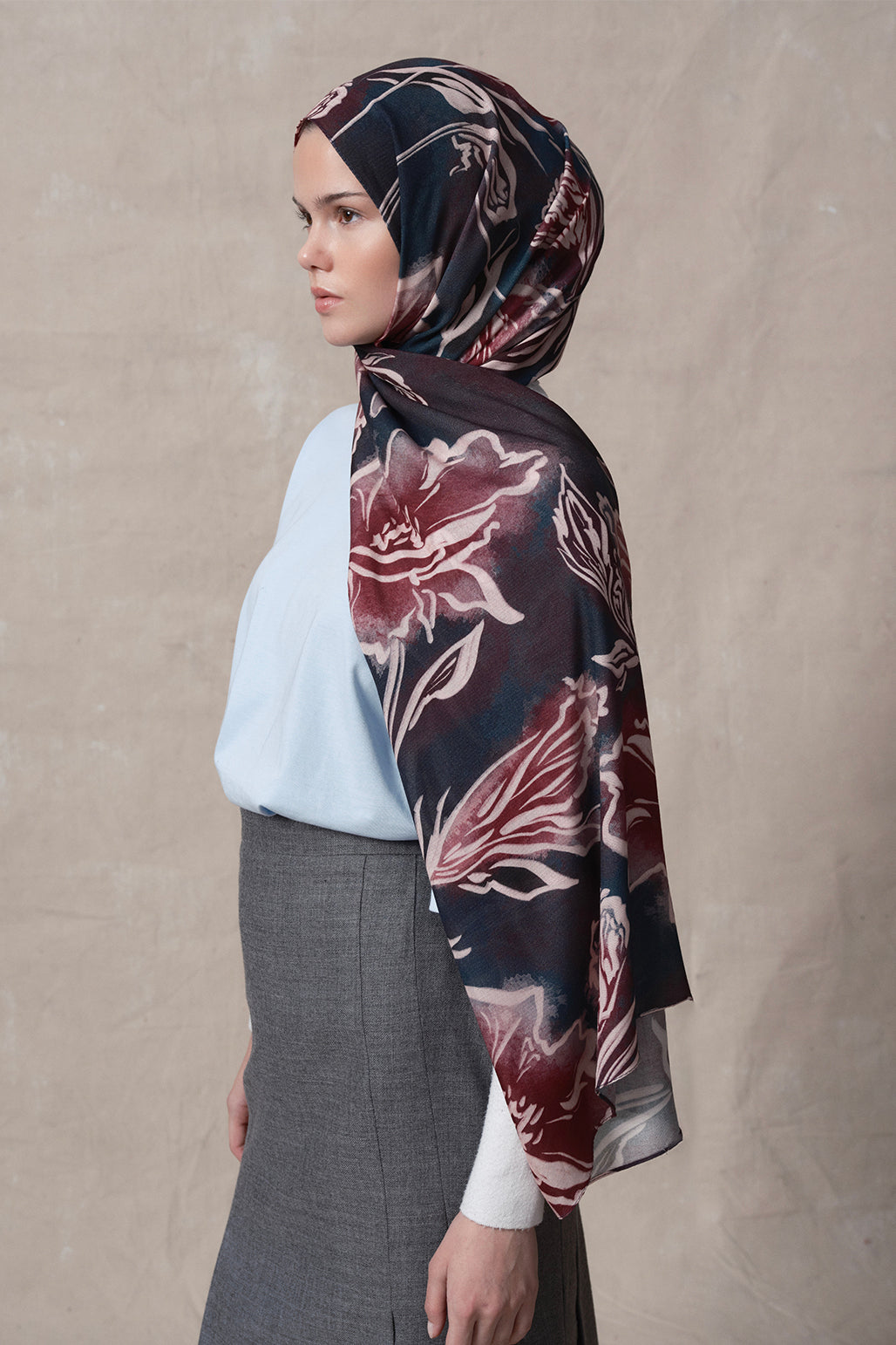 Modal Brush Şal Flower Garden Lacivert