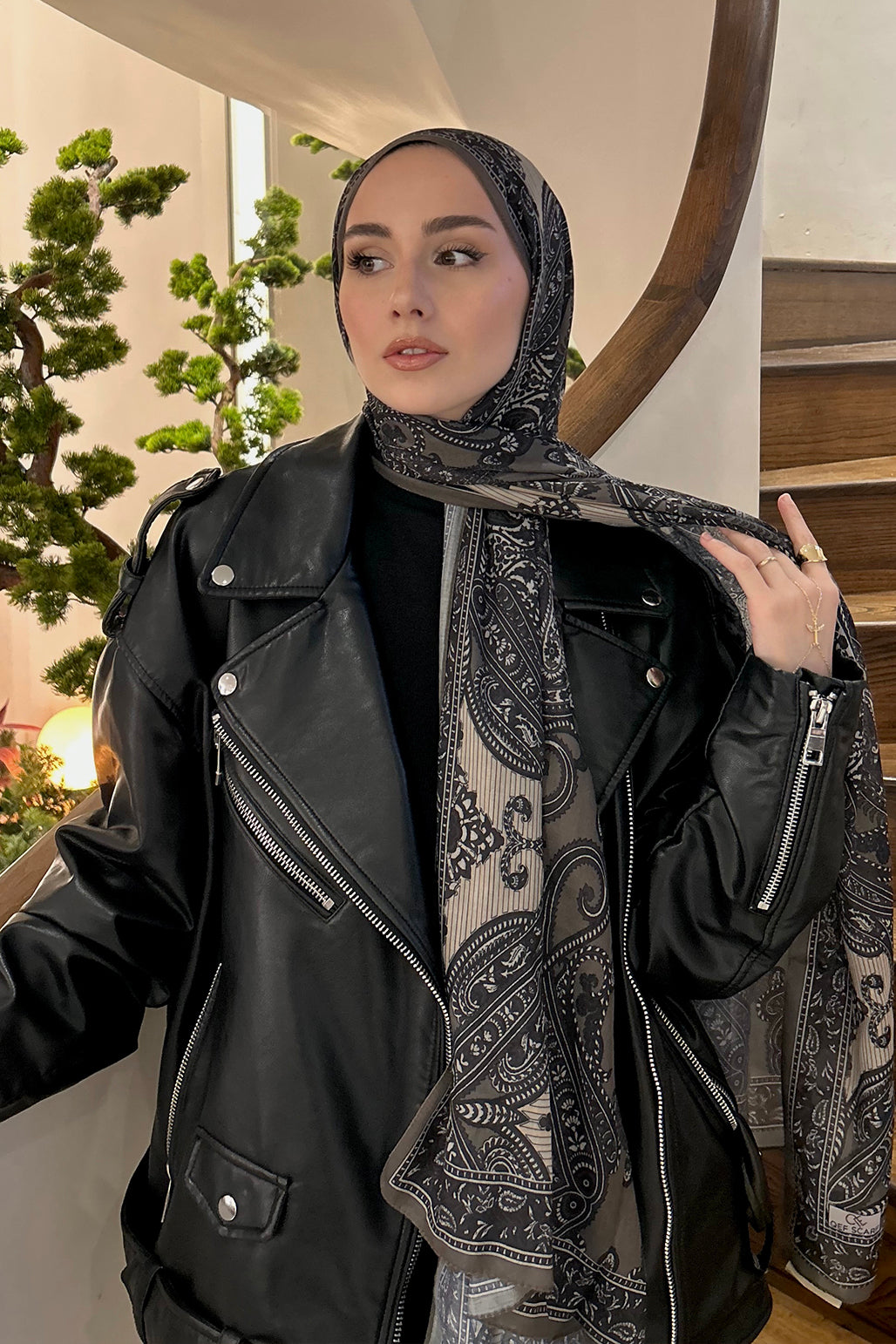 INFLUENCER