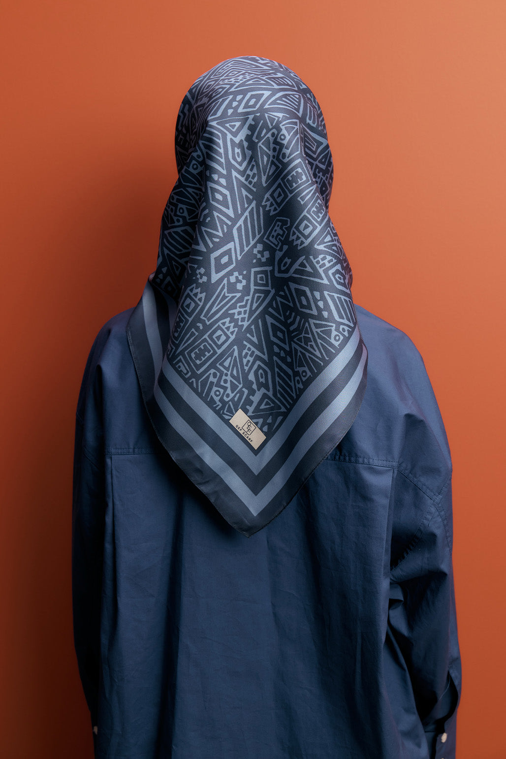 İndigo Twill İpek Eşarp Tina Desenli