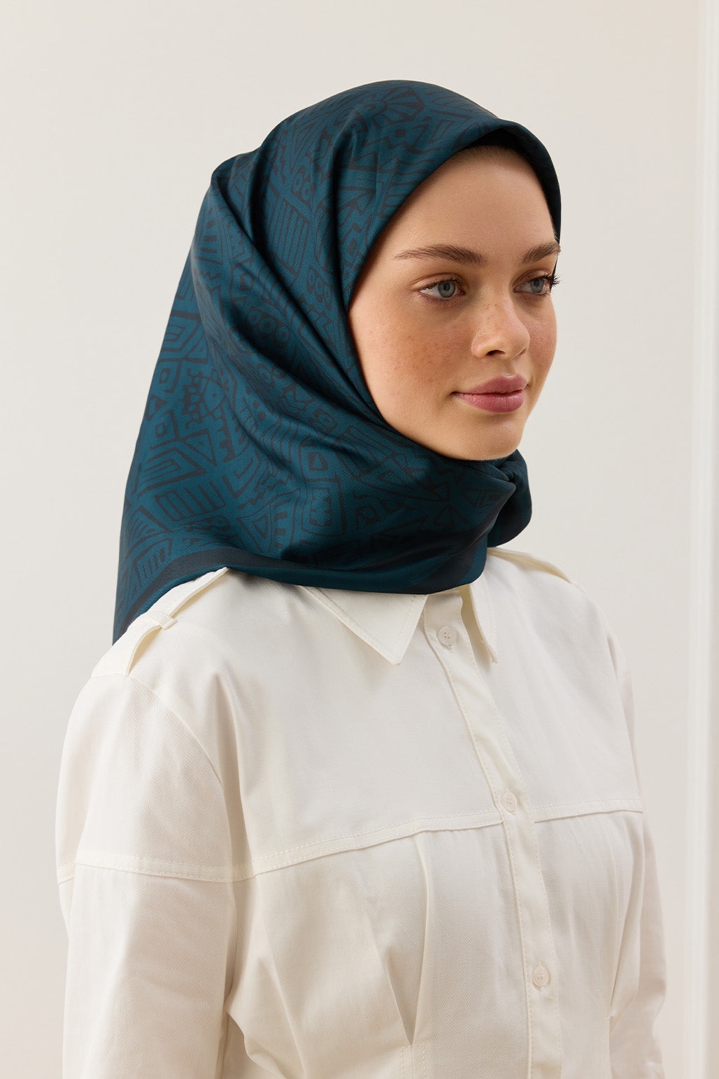 Twill İpek Eşarp Tina Petrol Yeşili