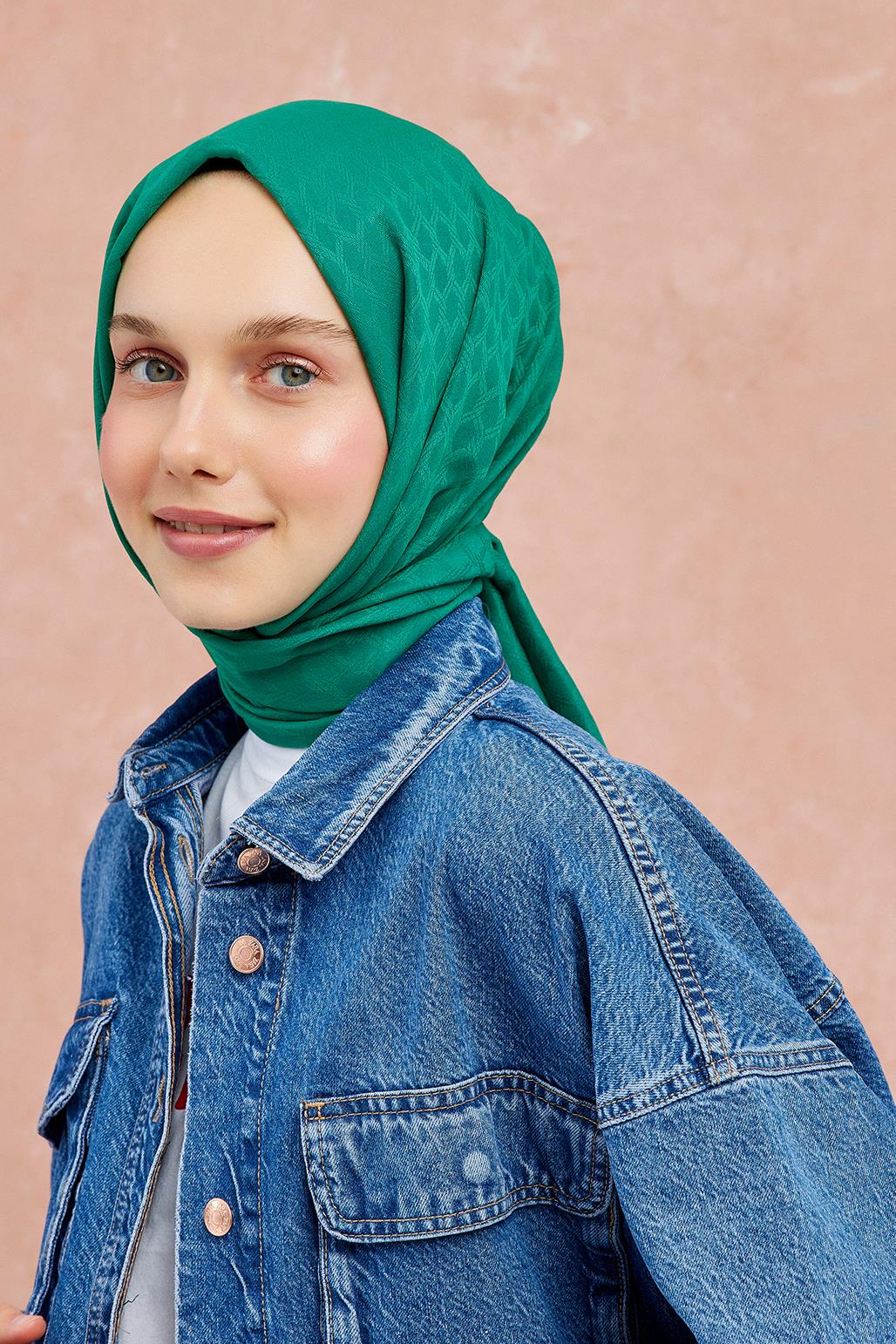 Zincir Desen Şal Benetton