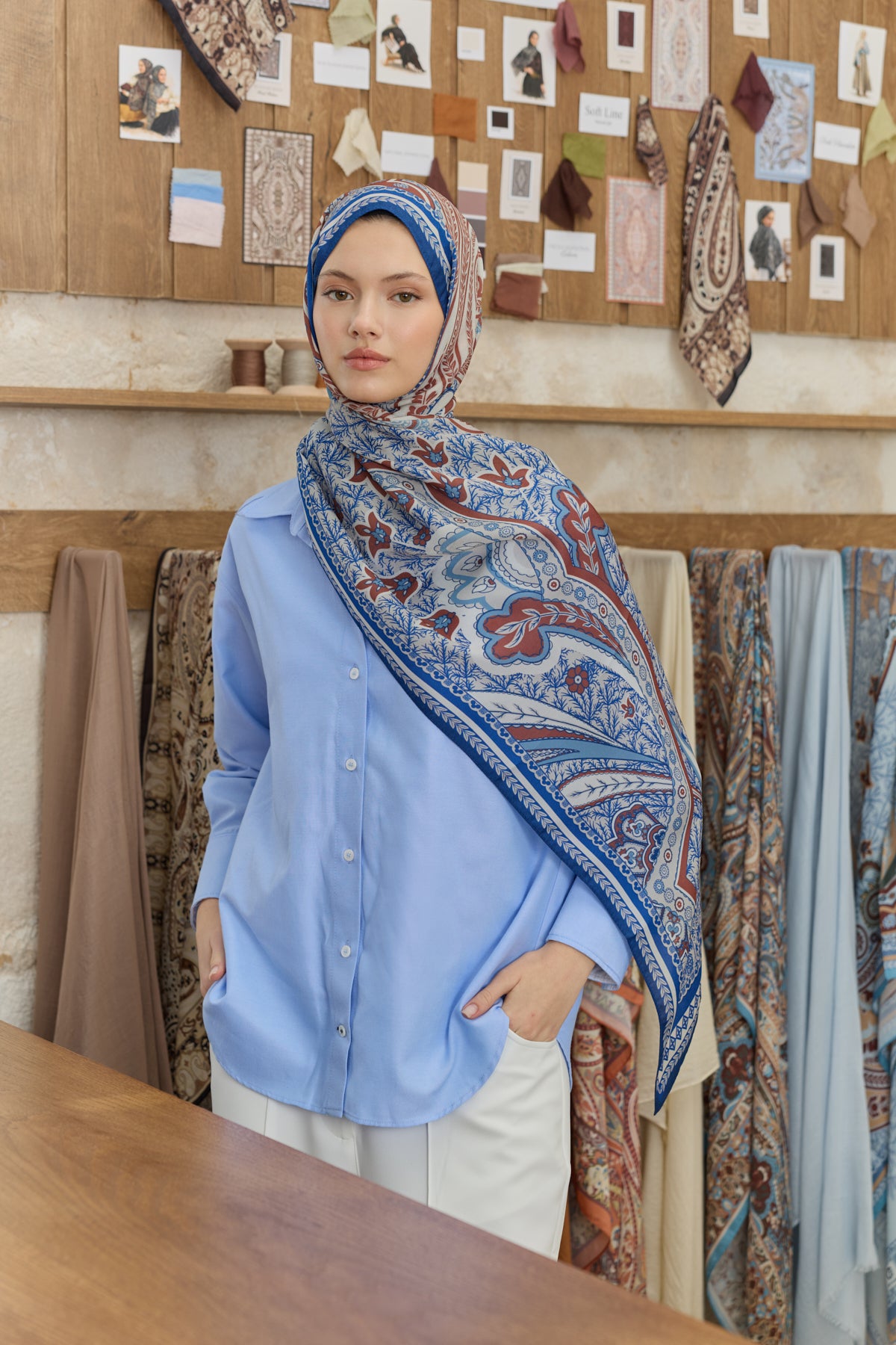 Cupra Prive Desenli Şal Blossom Parlament