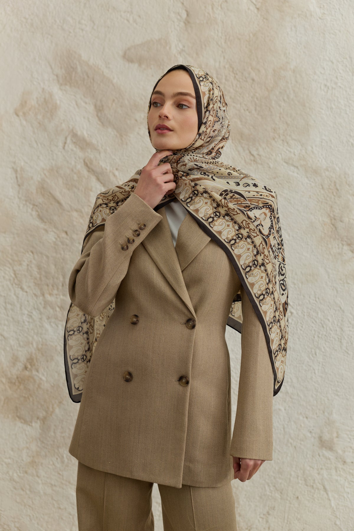 Cupra Prive Desenli Şal Saga Bej