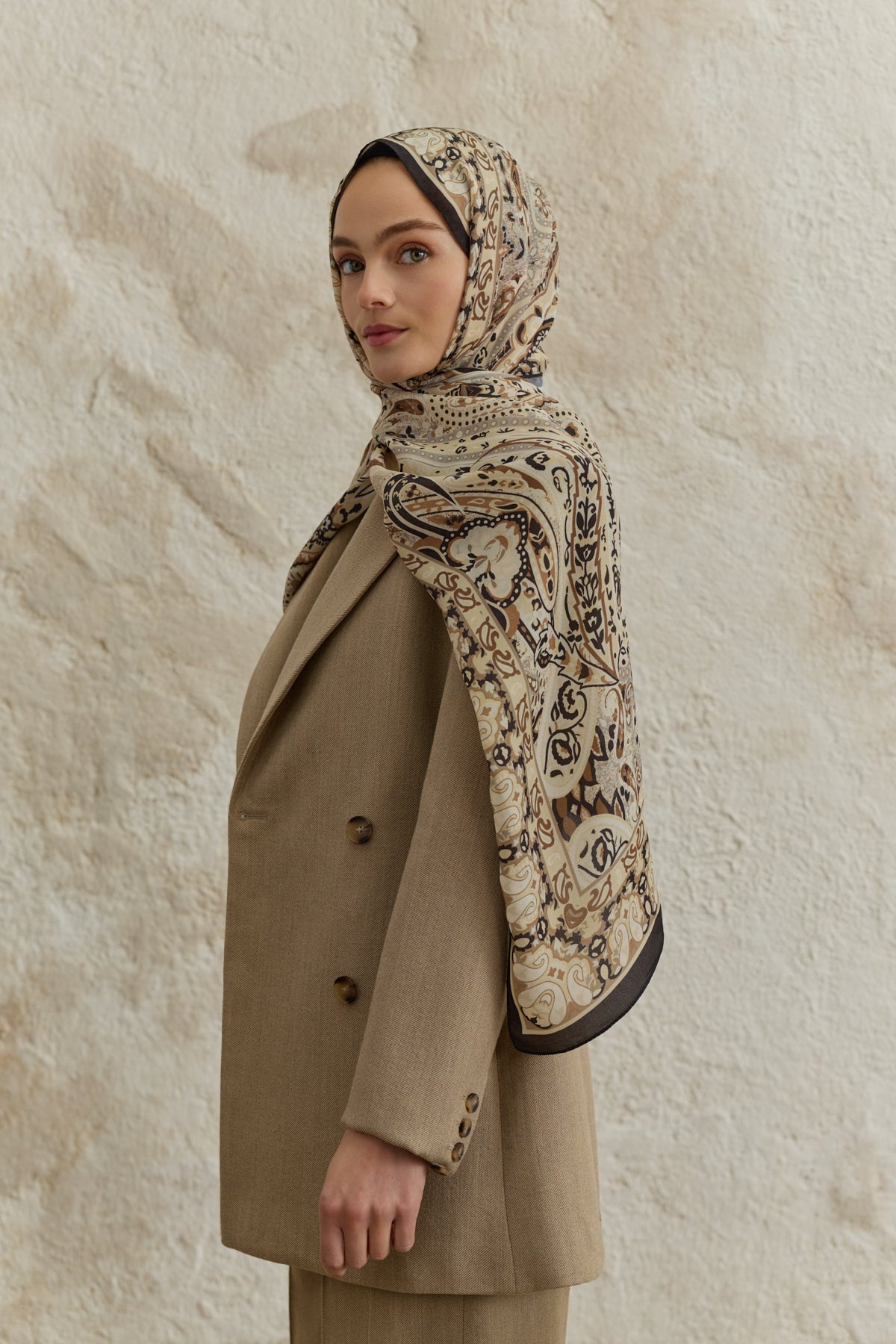 Cupra Prive Desenli Şal Saga Bej
