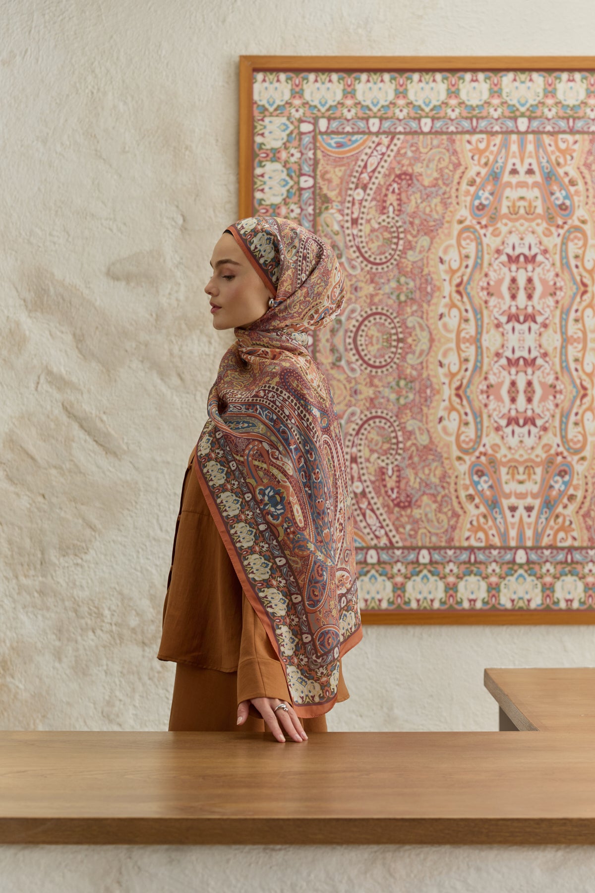 Cupra Prive Desenli Şal Saga Kiremit