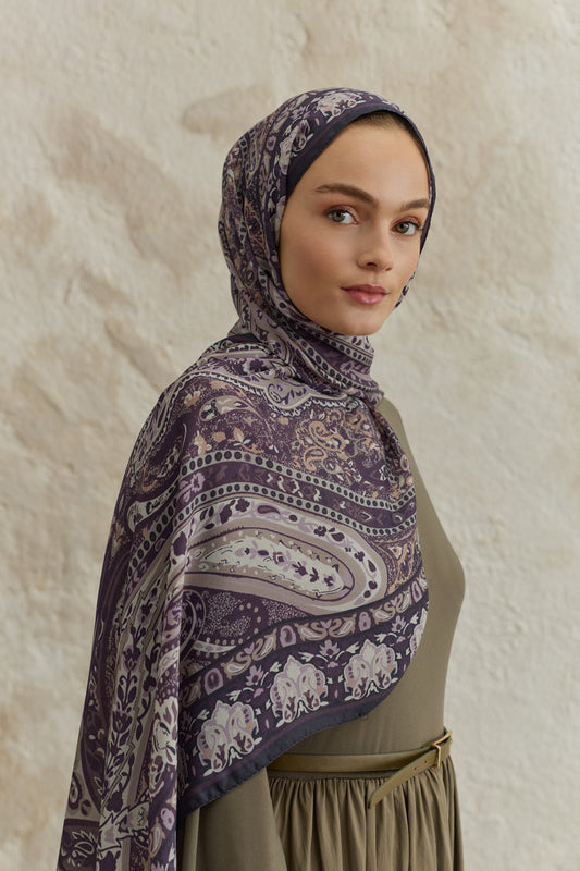 Cupra Prive Desenli Şal Saga Mürdüm Eriği