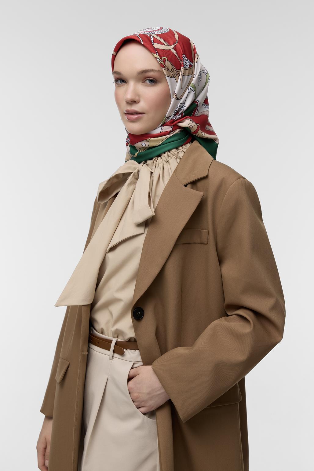 Desenli Twill İpek Eşarp Liada