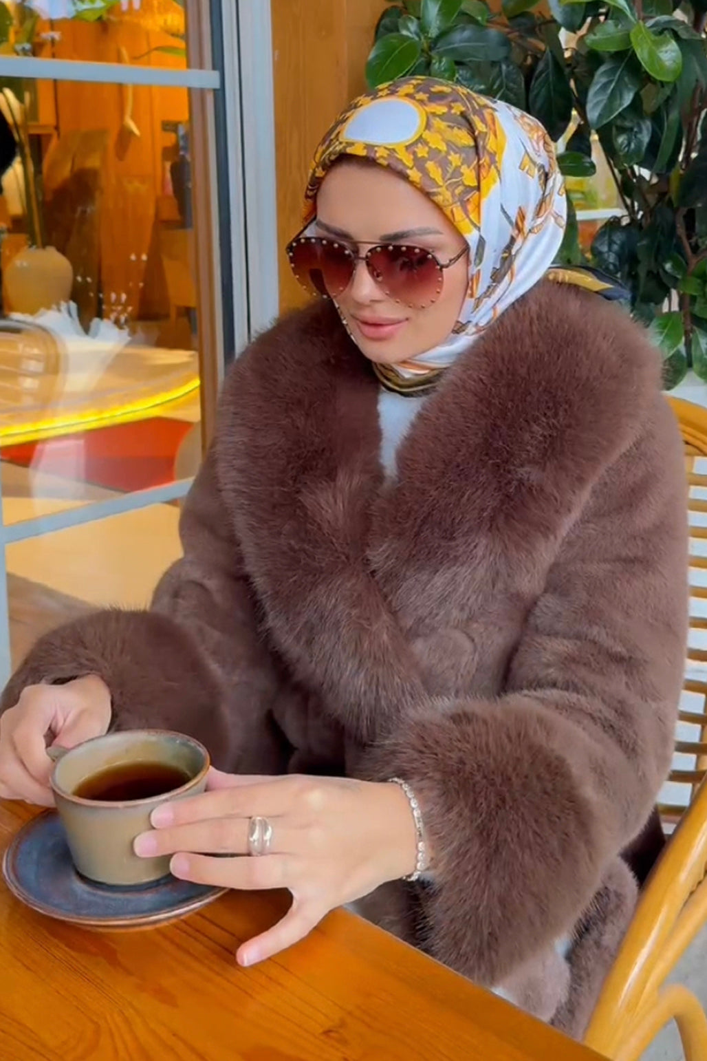 INFLUENCER