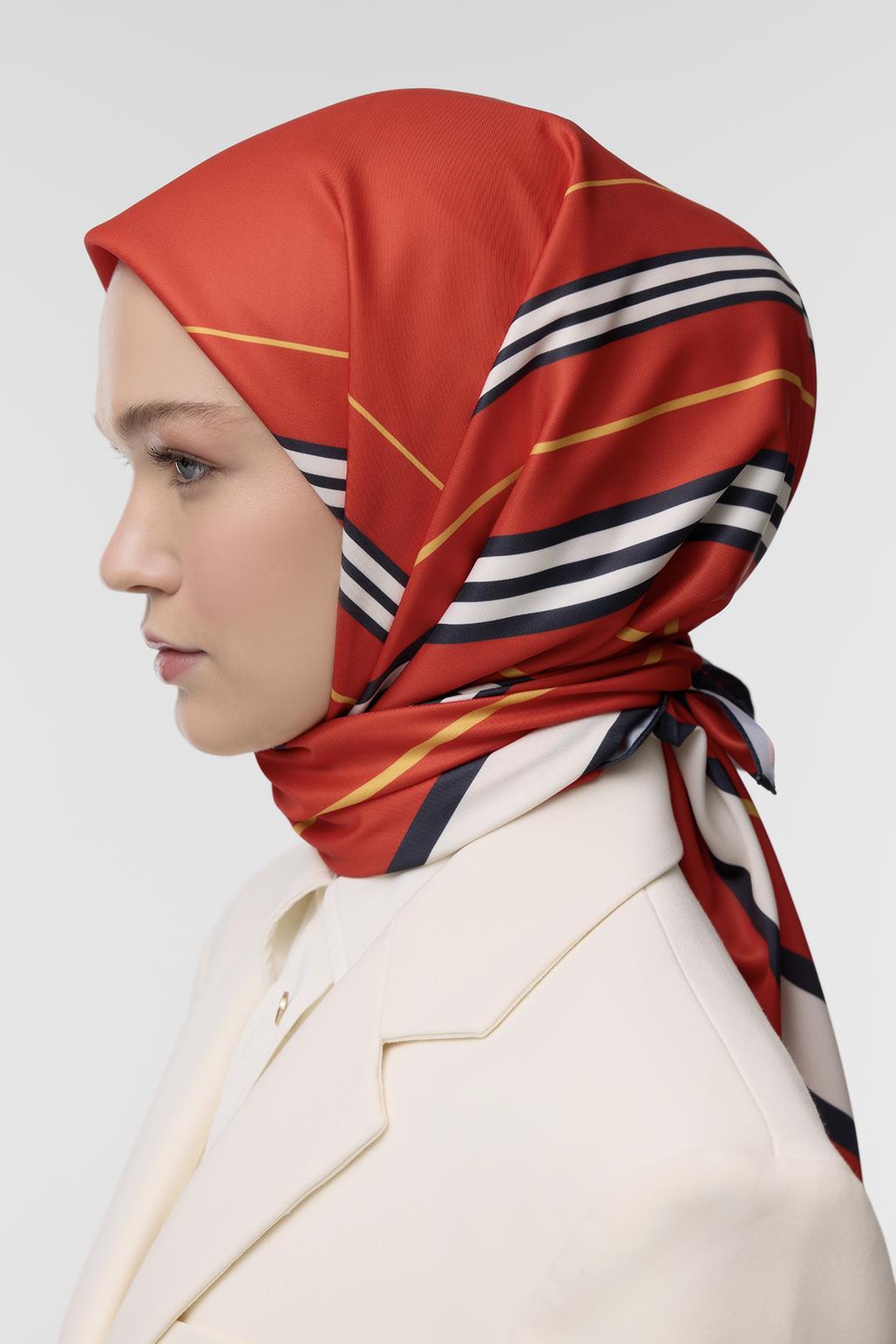 Desenli Twill İpek Eşarp Red Line