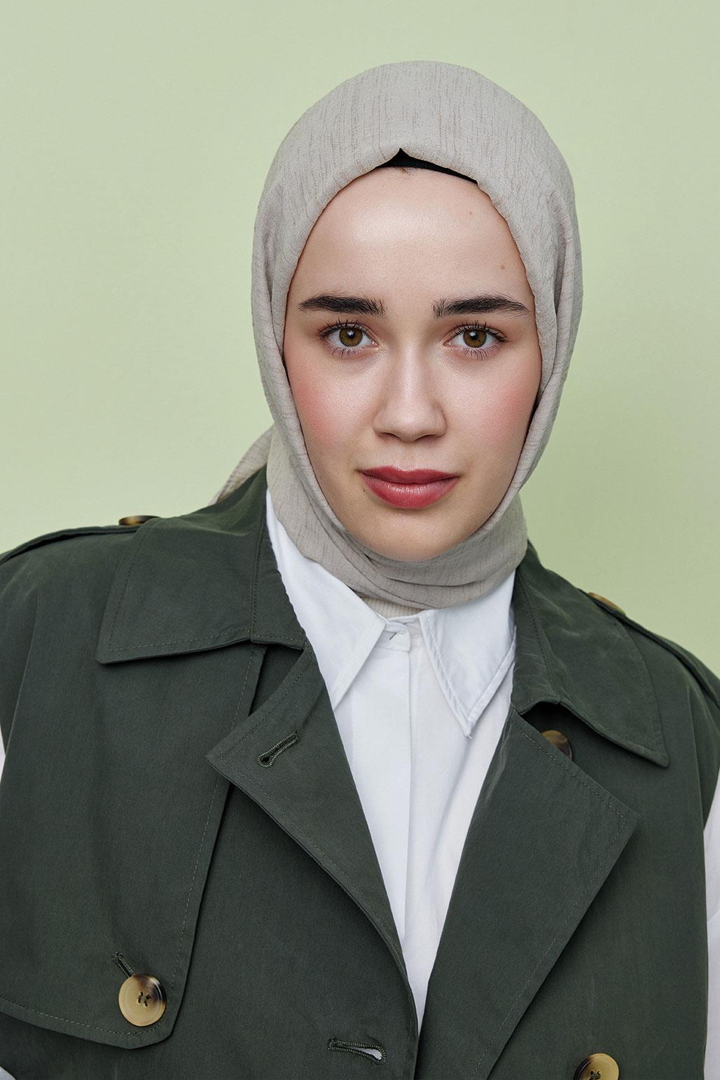 Light Touch Şal Bej Qef Offical