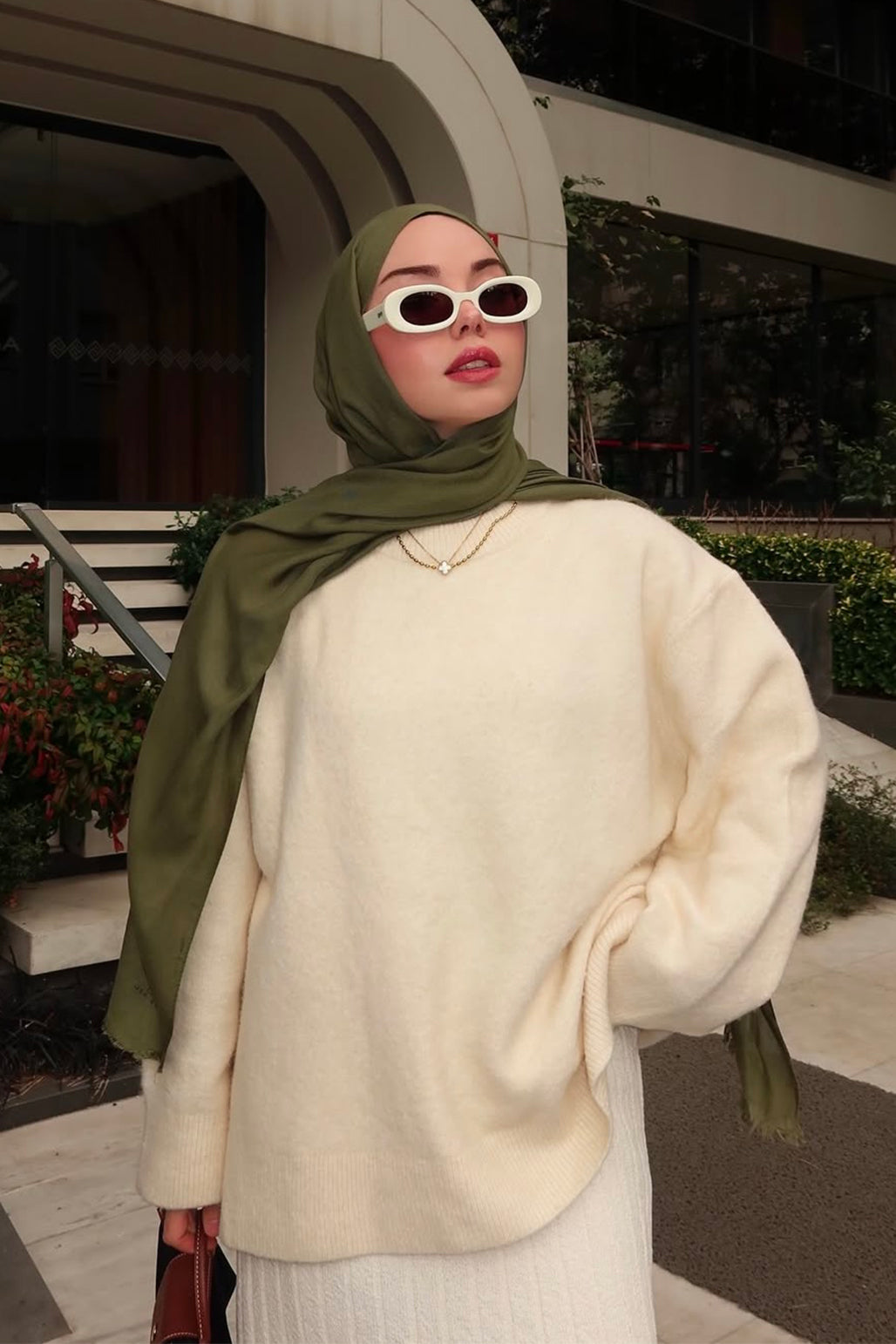 INFLUENCER