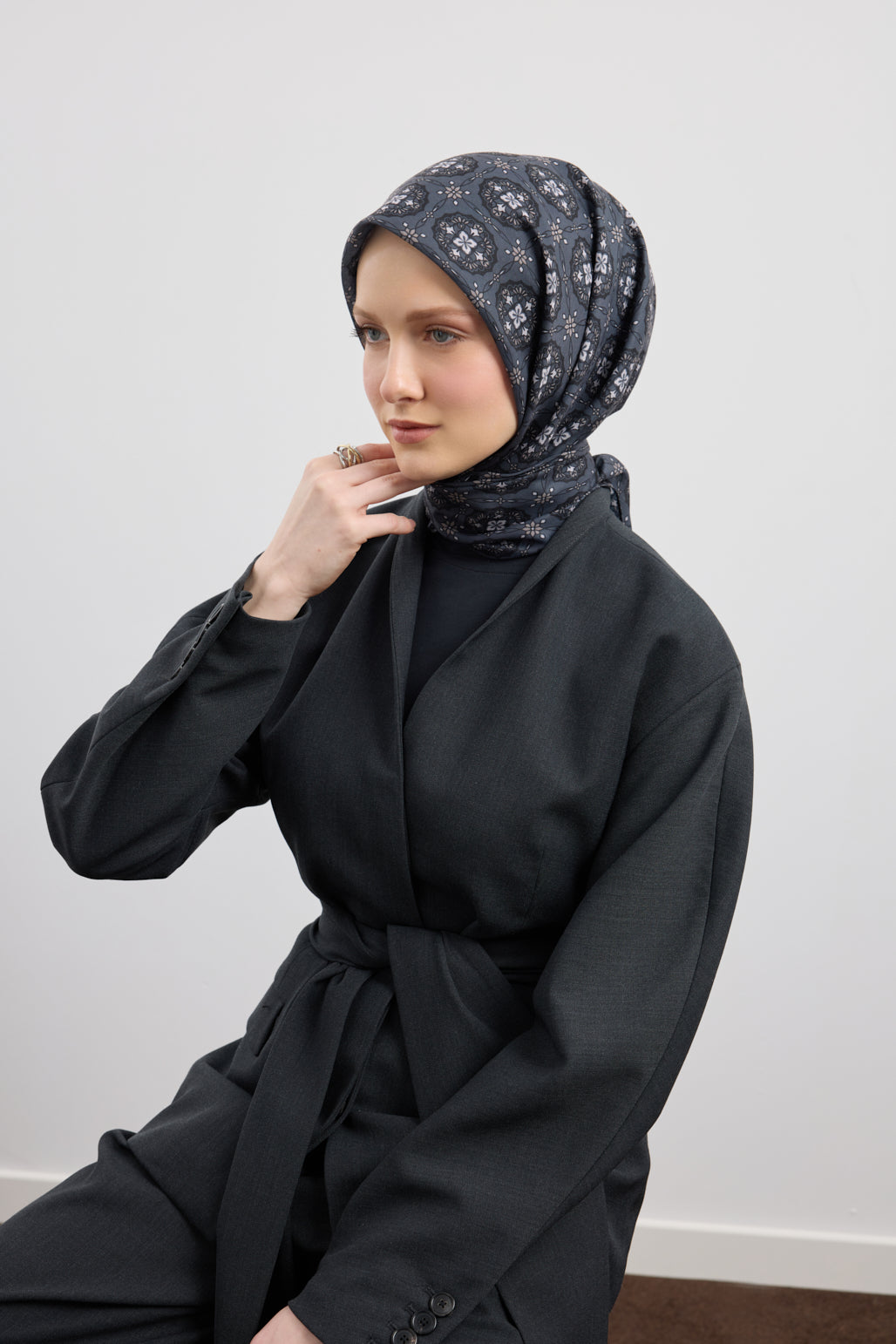 Pamuk Eşarp Medallion Füme