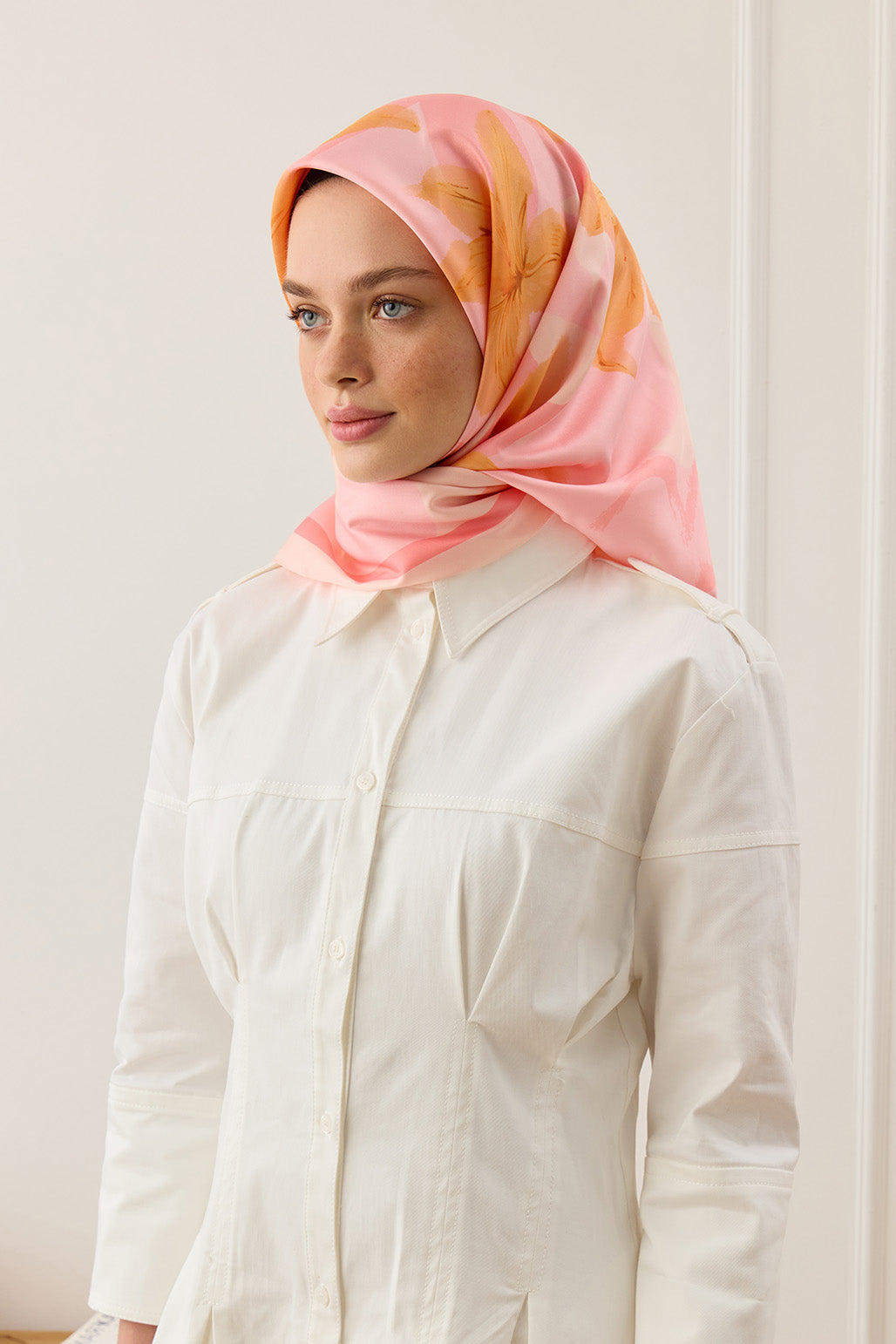 Twill İpek Eşarp Floral Tarçın